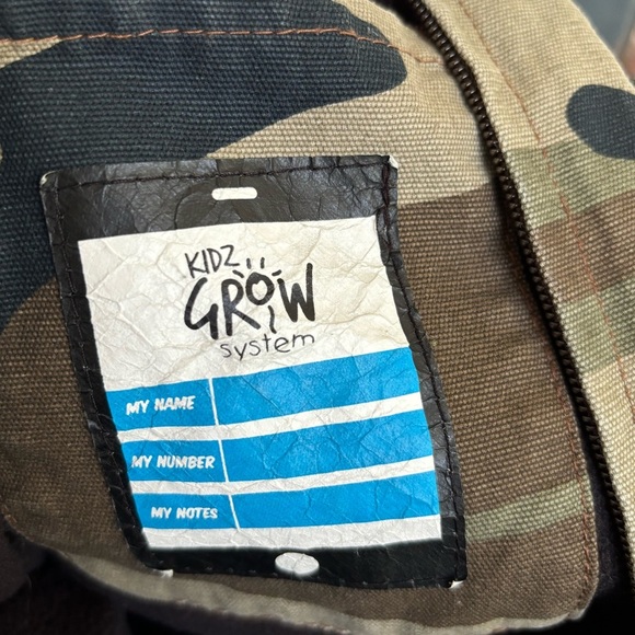 WALLS TOUGH WEAR BOYS CAMO HOODED JACKET - Picture 2 of 4